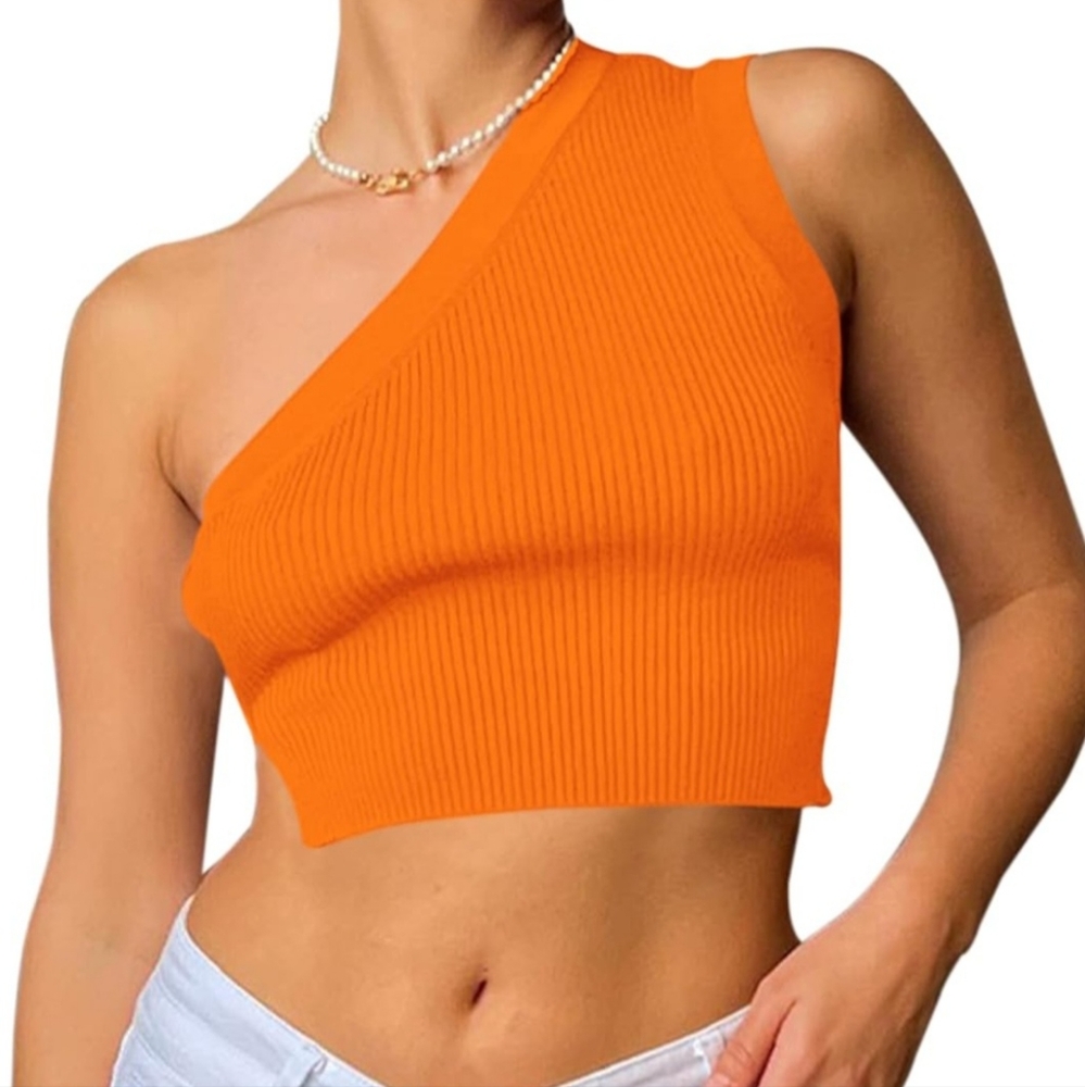 One Should Blackless Knit Crop Top